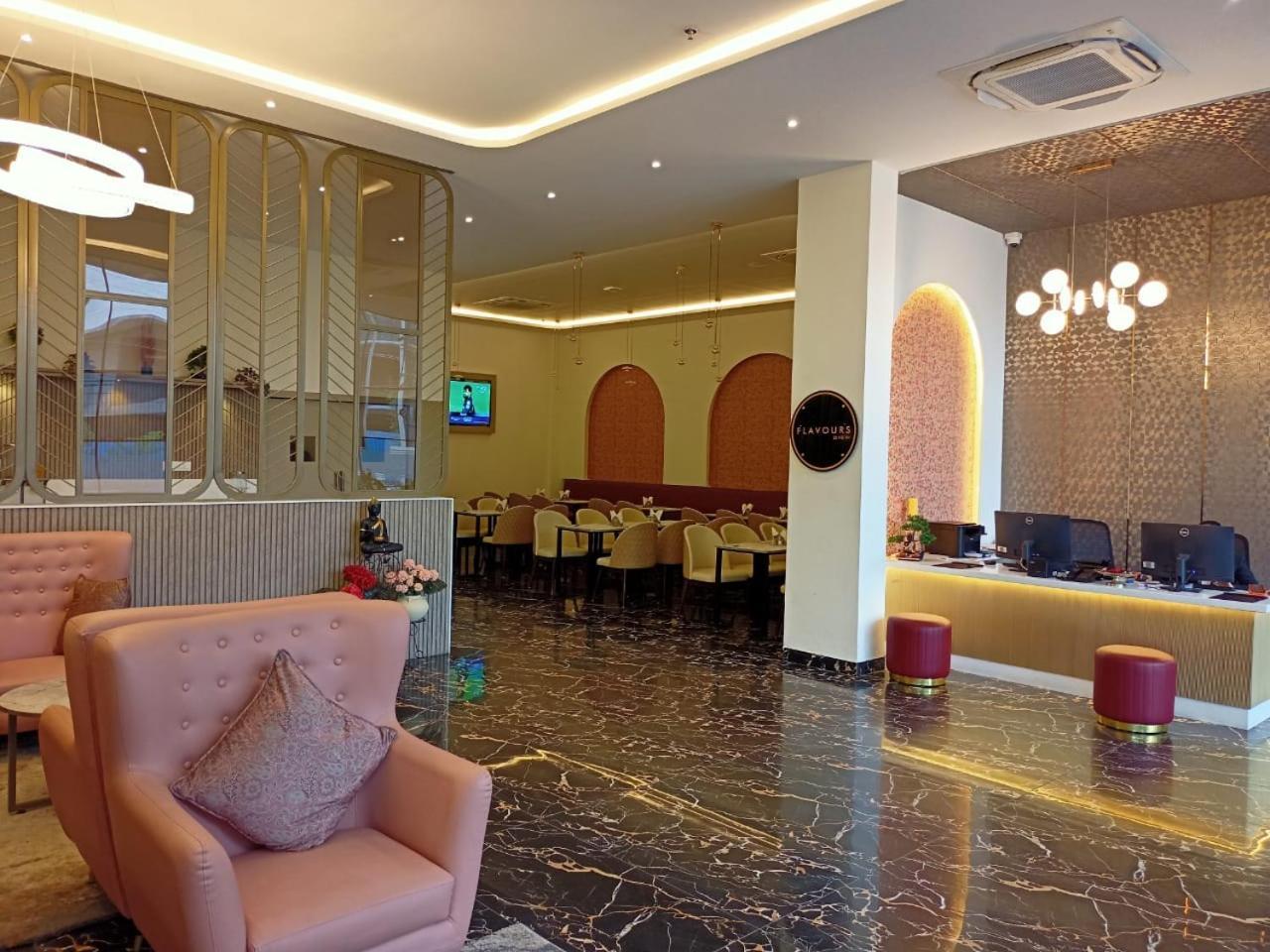 Grand Continent Hotel Gachibowli Near Us Consulate Εξωτερικό φωτογραφία